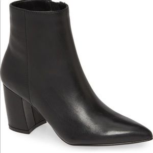 Steve Madden Nadalie Pointed Toe Bootie in Black - Size 5.5